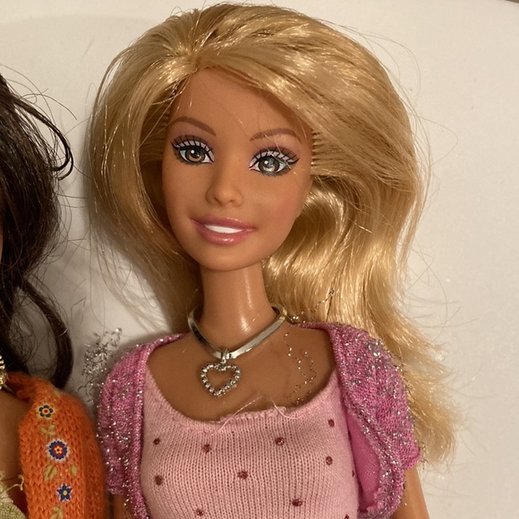 Set of 2 Barbie High School Musical Singing Dolls - Picture 6 of 7